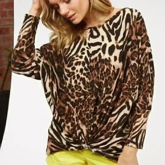 ANIMAL PRINT TUNIC TOP - Picture 3 of 4